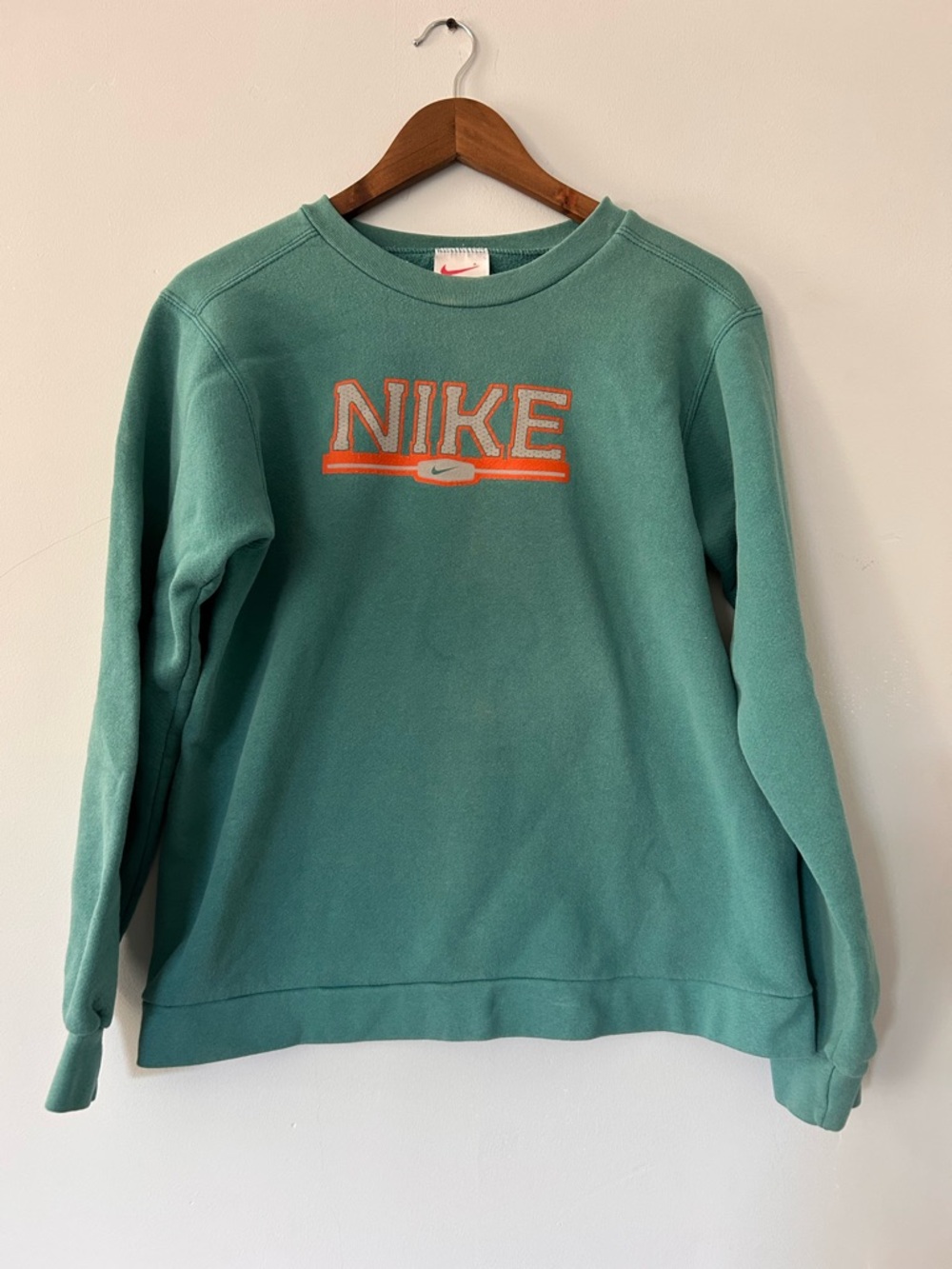 Vintage Nike Orange / Green Crewneck Y2K Nike Center Swoosh XL